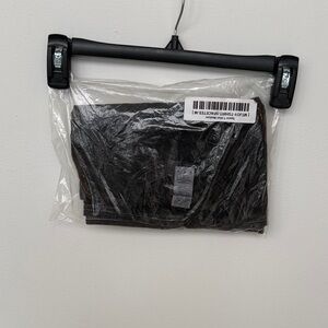 Gildan Men's Black Short Sleeve Tee